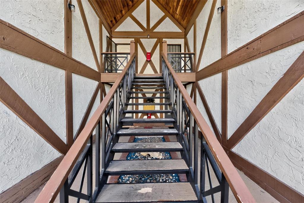 500 Newell Hill Road, Unit 101C Leesburg, FL 34748 - Photo 3 of 33