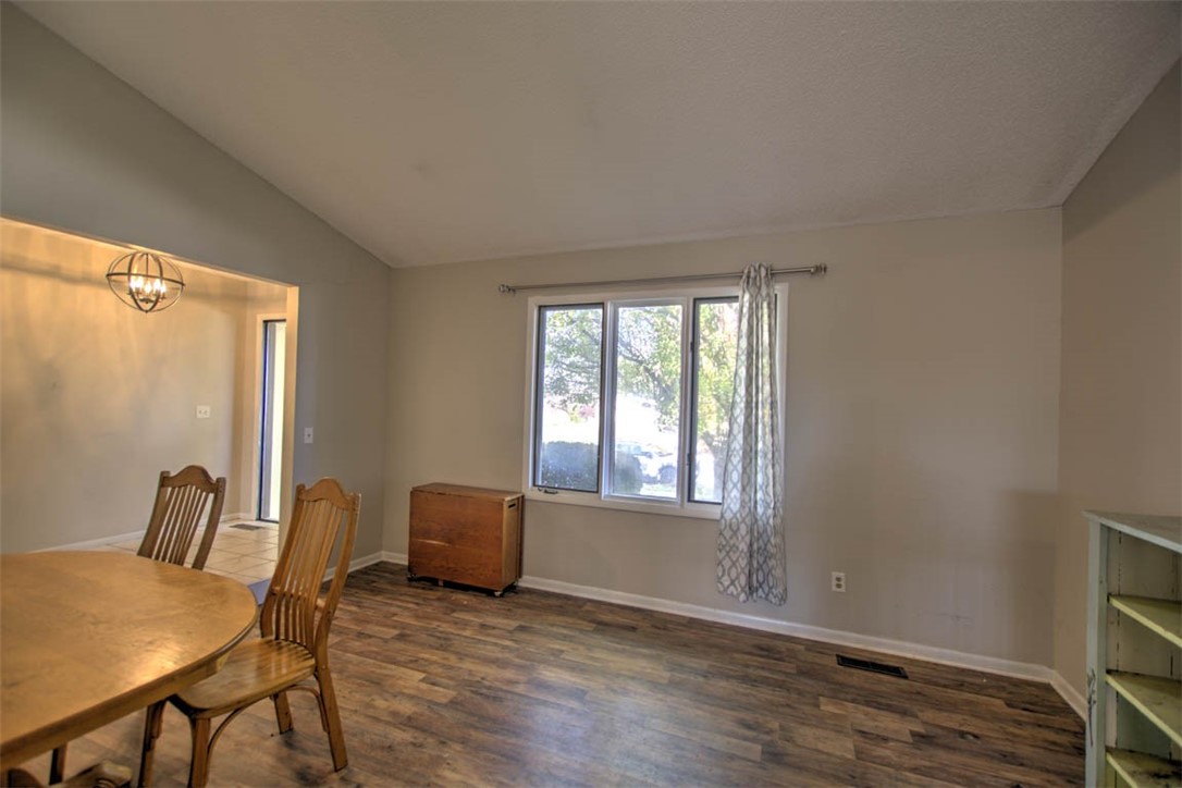 2105 East Mill Stone Road Decatur, IL 62526 - Photo 4 of 23