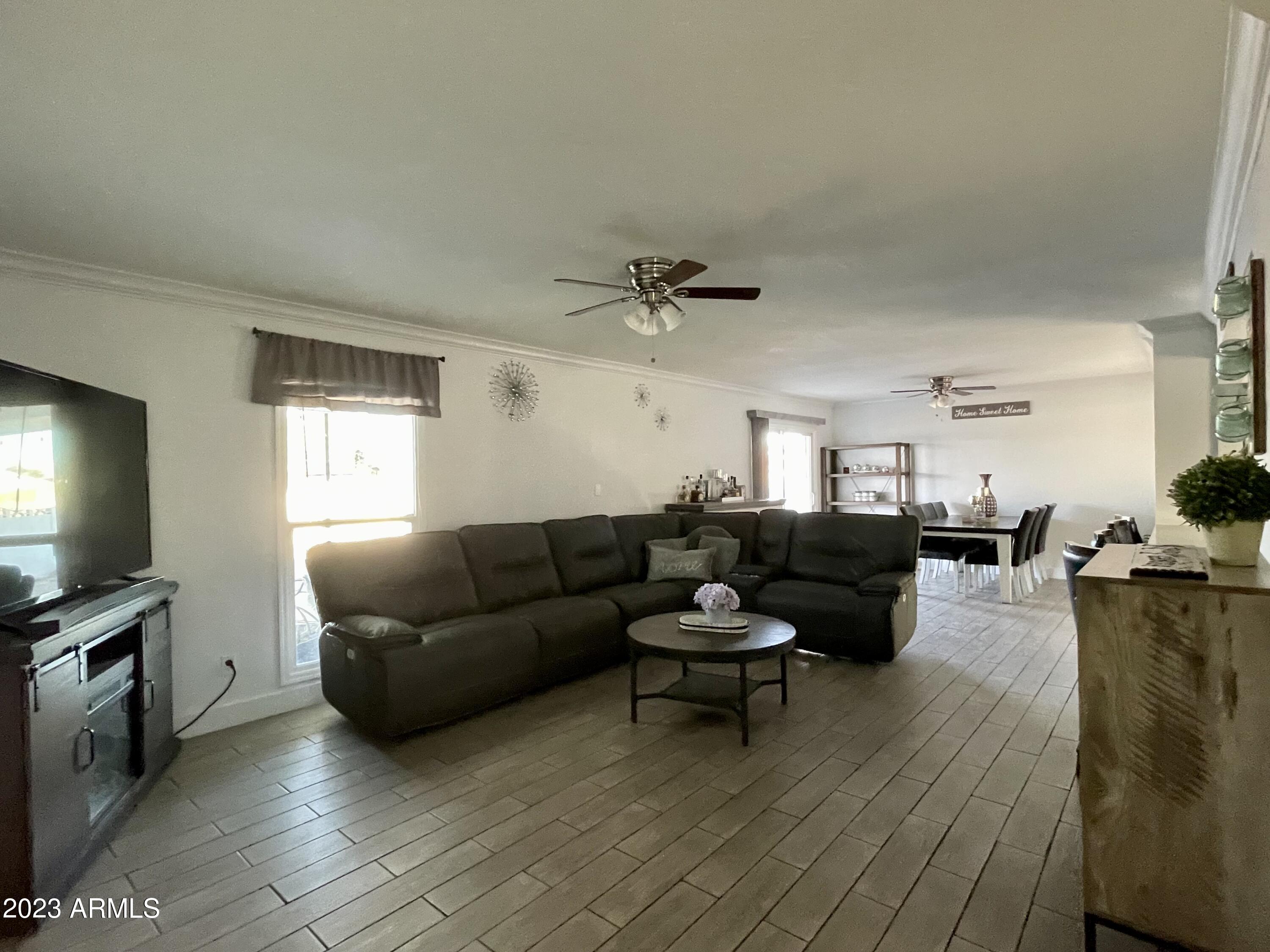 4236 West Rancho Drive Phoenix, AZ 85019 - Photo 16 of 28 Livingroom