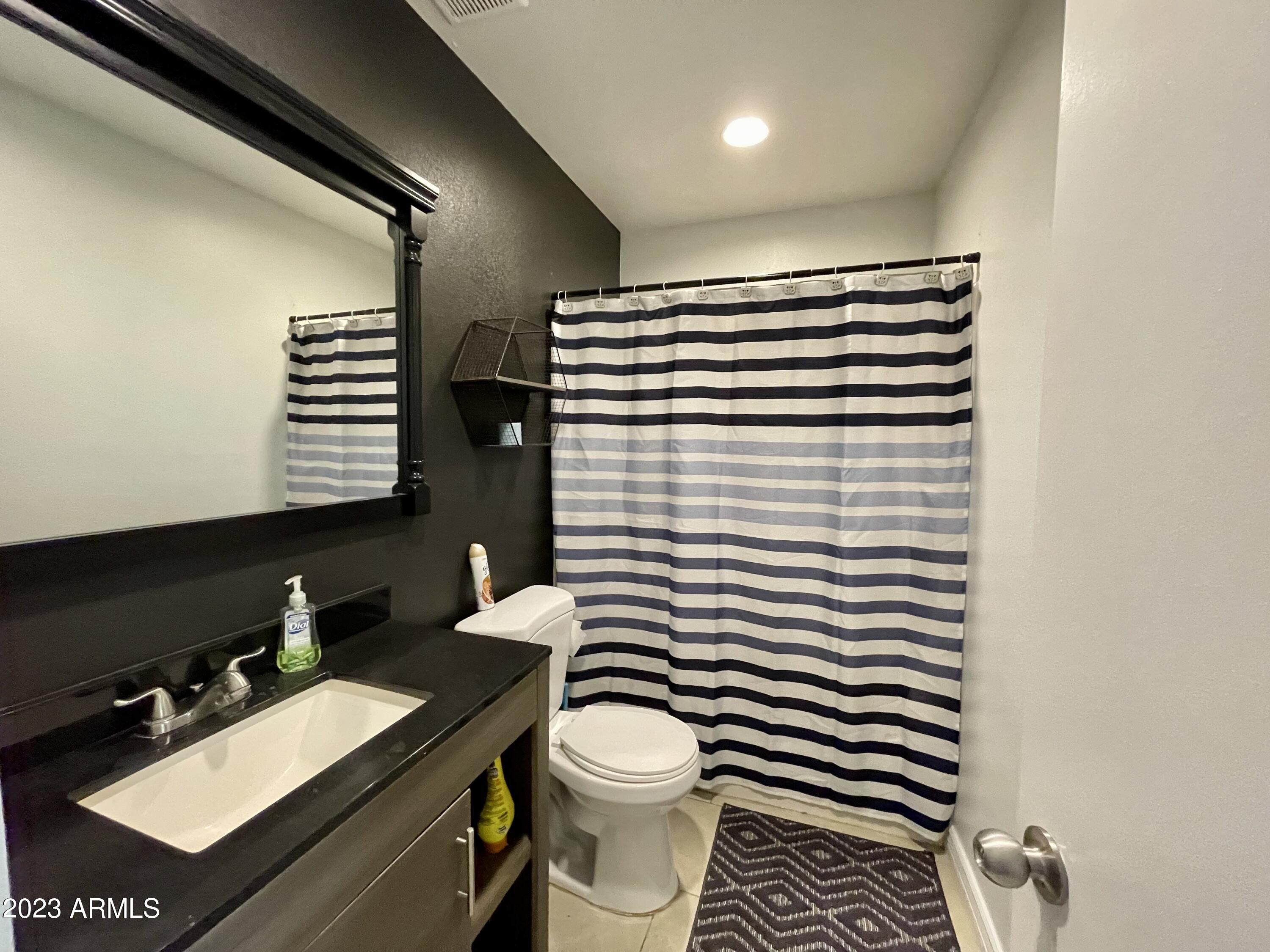 4236 West Rancho Drive Phoenix, AZ 85019 - Photo 22 of 28 2nd bath