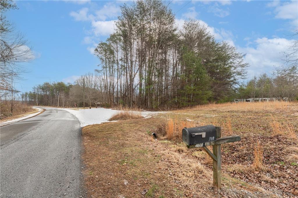 318 Wayne Marshall Road Elkin, NC 28621 - Photo 9 of 10