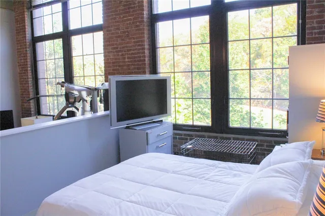 $225,000 | 685 Social Street, Unit 211, Woonsocket, RI 02895