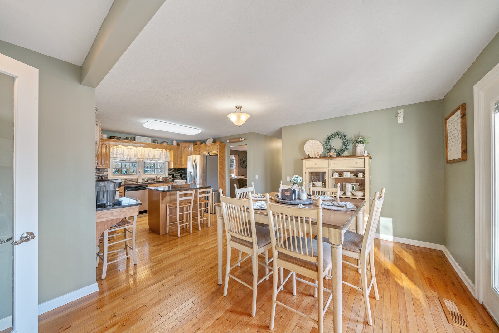 151 Rolling Acres Road Smithville, TN 37166 - Photo 8 of 42 Gallery Image 8