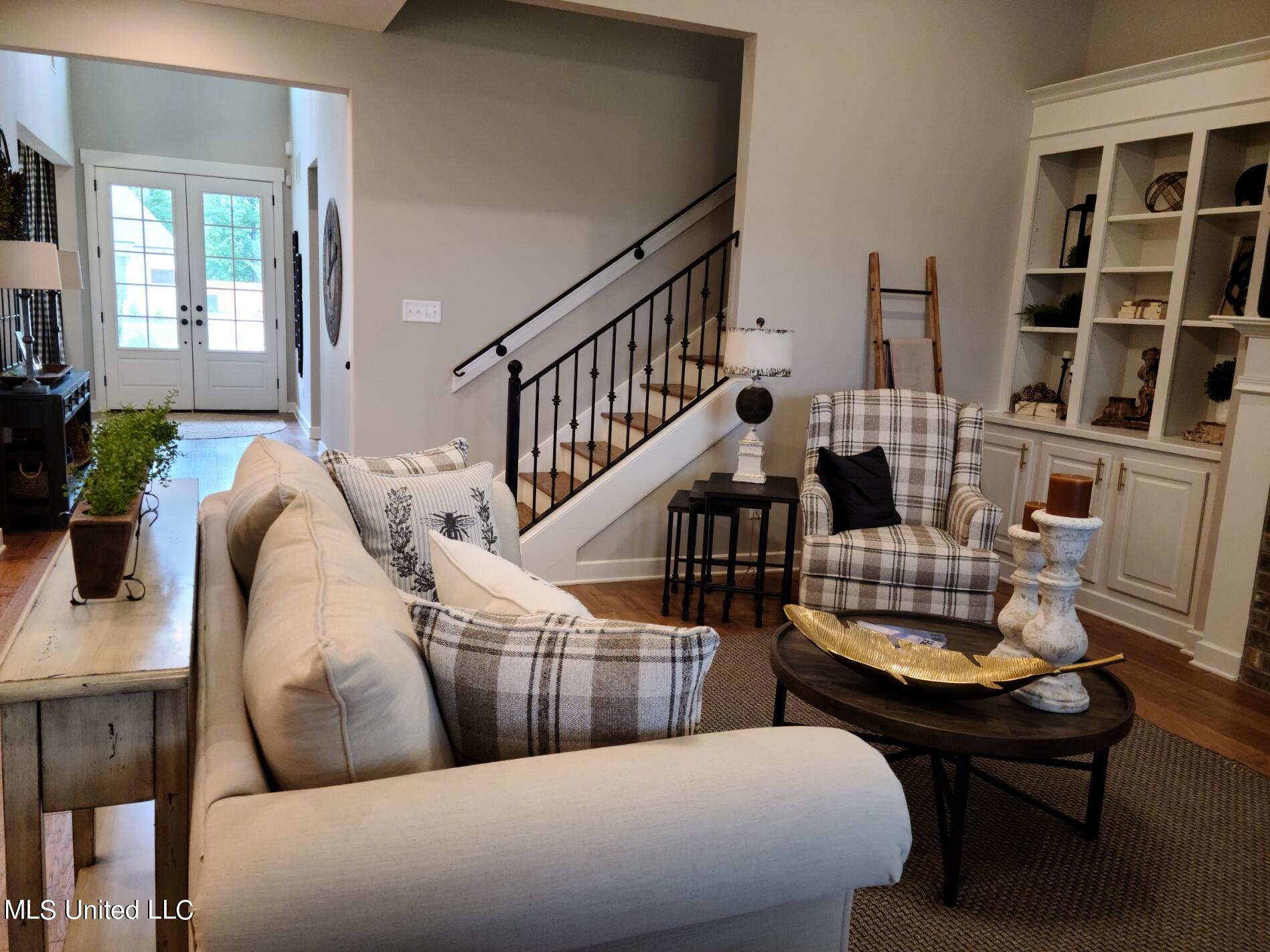 430 Ruskin Loop Hernando, MS 38632 - Photo 34 of 46 Great Rm to Foyer
