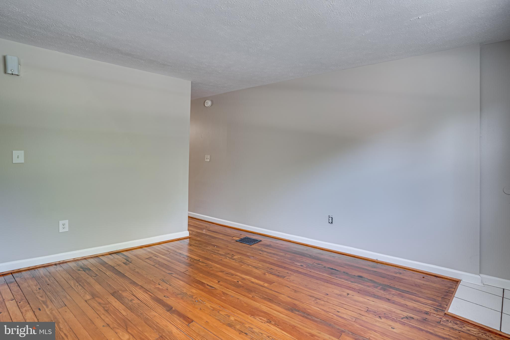 2002 Hollins Ferry Road Baltimore, MD 21230 - Photo 4 of 24 Gallery Image 4