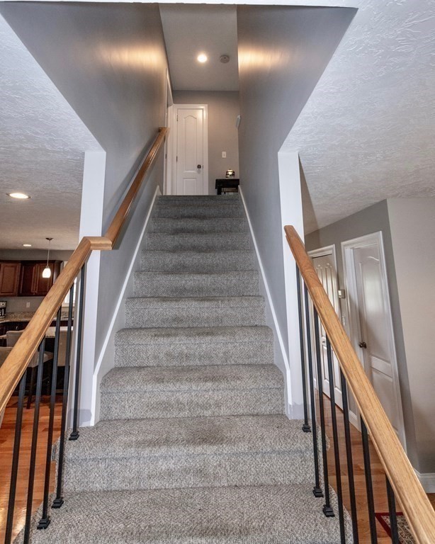 27 Furrowtown Road Westfield, MA 01085 - Photo 12 of 42 Gallery Image 12