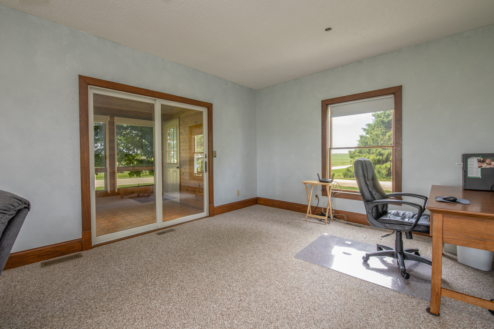 6135 Base Line Road Kirkland, IL 60146 - Photo 38 of 48 a view of a livingroom with workspace and a window