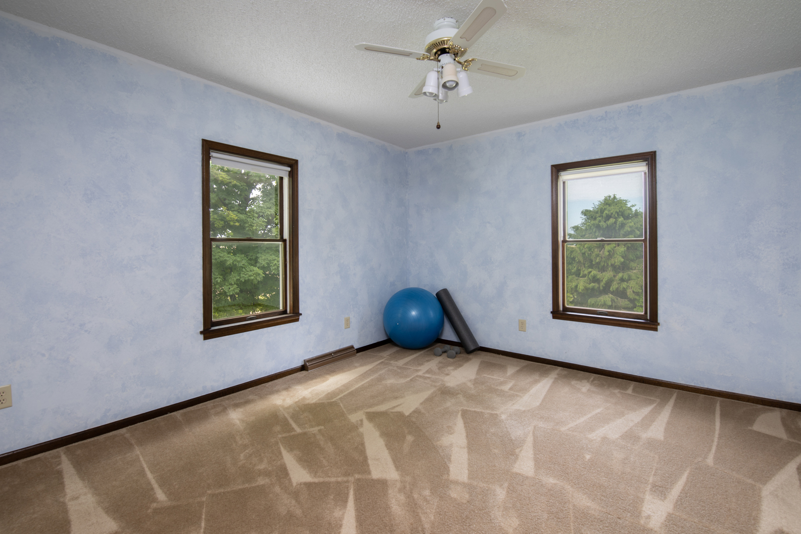 6135 Base Line Road Kirkland, IL 60146 - Photo 45 of 48 a view of an empty room with a window