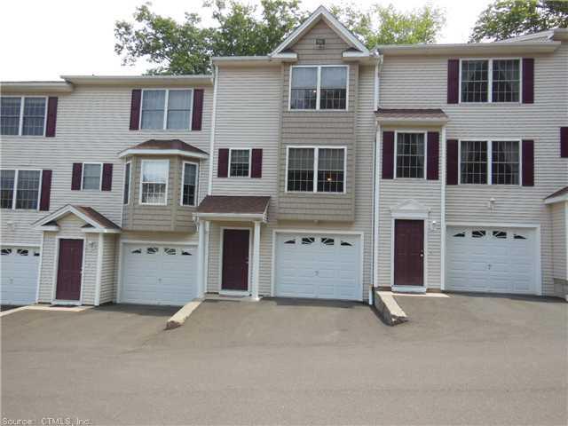101 Taft Pointe, Unit 5 Waterbury, CT 06708 - Photo 1 of 1 Exterior Front.