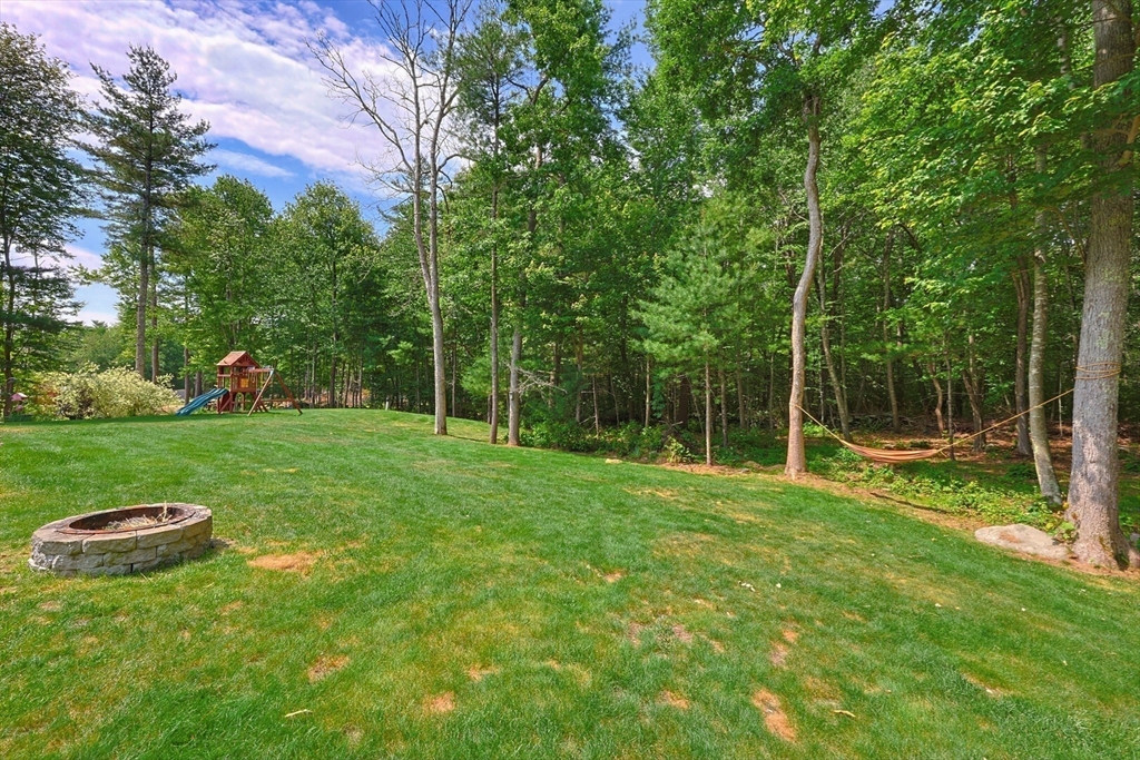 5 County Street Berkley, MA 02779 - Photo 37 of 40