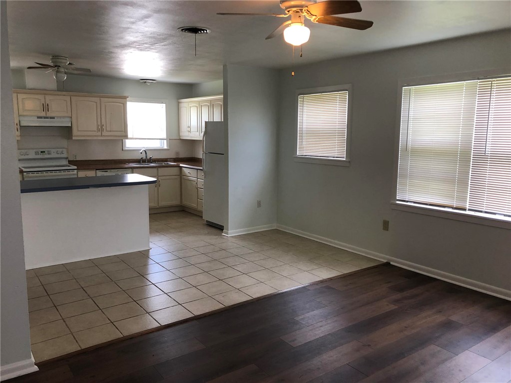 11064 North Dowling Road College Station, TX 77845 - Photo 5 of 10