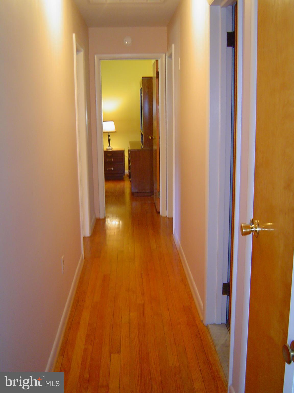 2537 Melba Road Ellicott City, MD 21042 - Photo 18 of 30 Hallway