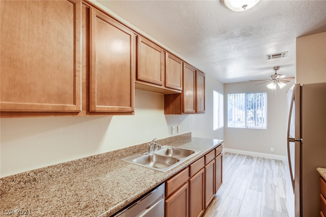 1806 North Decatur Boulevard, Unit 103 Las Vegas, NV 89108 - Photo 4 of 11