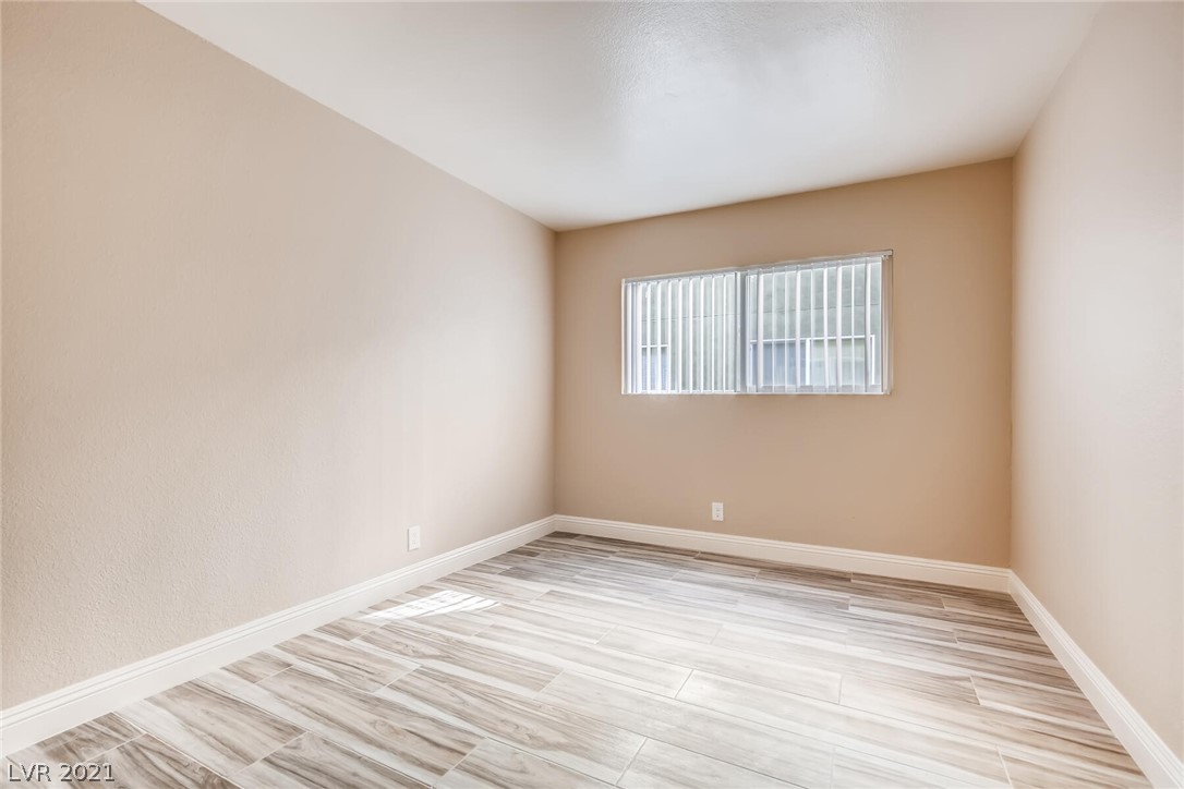 1806 North Decatur Boulevard, Unit 103 Las Vegas, NV 89108 - Photo 8 of 11