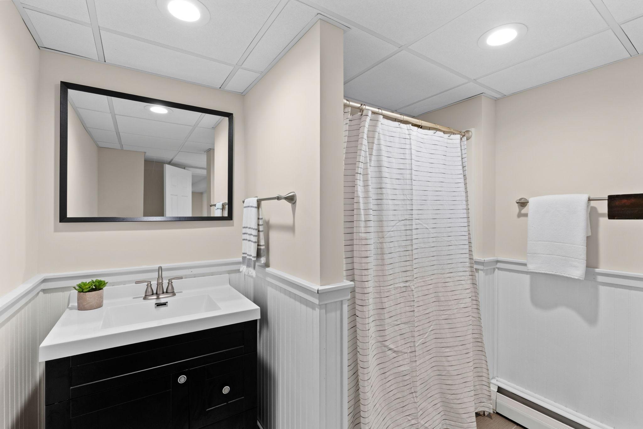 12918 Rutledge Circle Minnetonka, MN 55305 - Photo 24 of 33 Gallery Image 24
