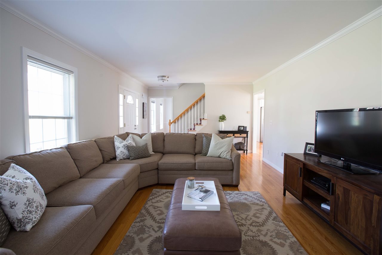 6 High Street Stratham, NH 03885 - Photo 6 of 25
