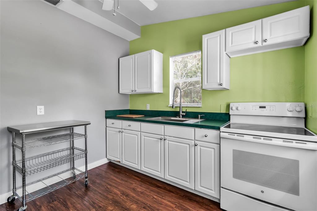 1817 6th Street Sarasota, FL 34236 - Photo 51 of 63
