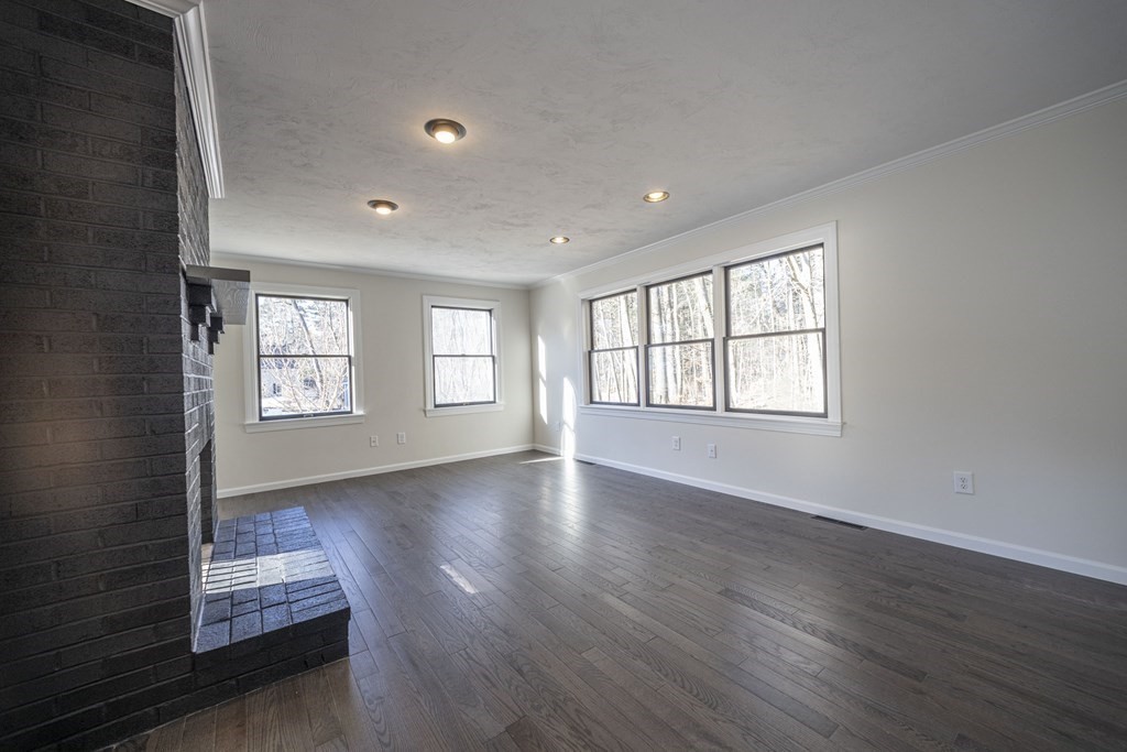 11 A Natalie Road Chelmsford, MA 01824 - Photo 12 of 42 Gallery Image 12