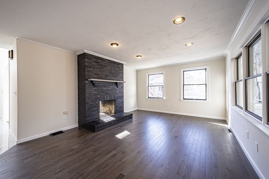 11 A Natalie Road Chelmsford, MA 01824 - Photo 10 of 42 Gallery Image 10