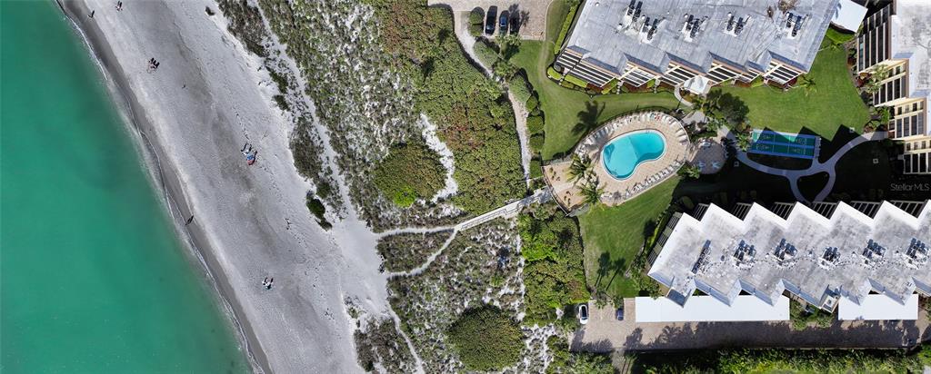 8764 Midnight Pass Road, Unit A306 Sarasota, FL 34242 - Photo 23 of 53 a view of a bird bath