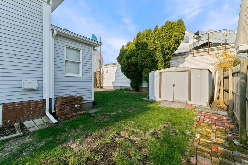 7 Spring Court Gloucester, MA 01930 - Photo 22 of 23 Gallery Image 22