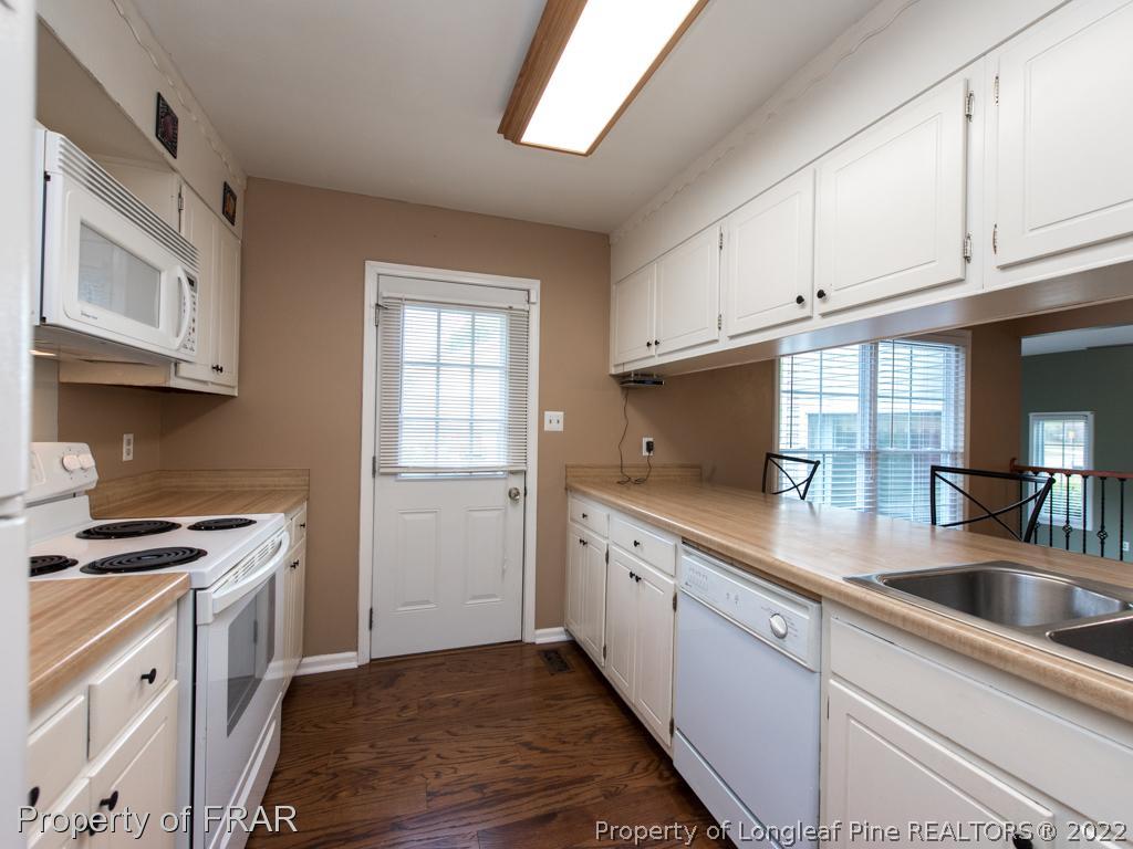 5885 Hunting Ridge Road Hope Mills, NC 28348 - Photo 8 of 23 Gallery Image 8