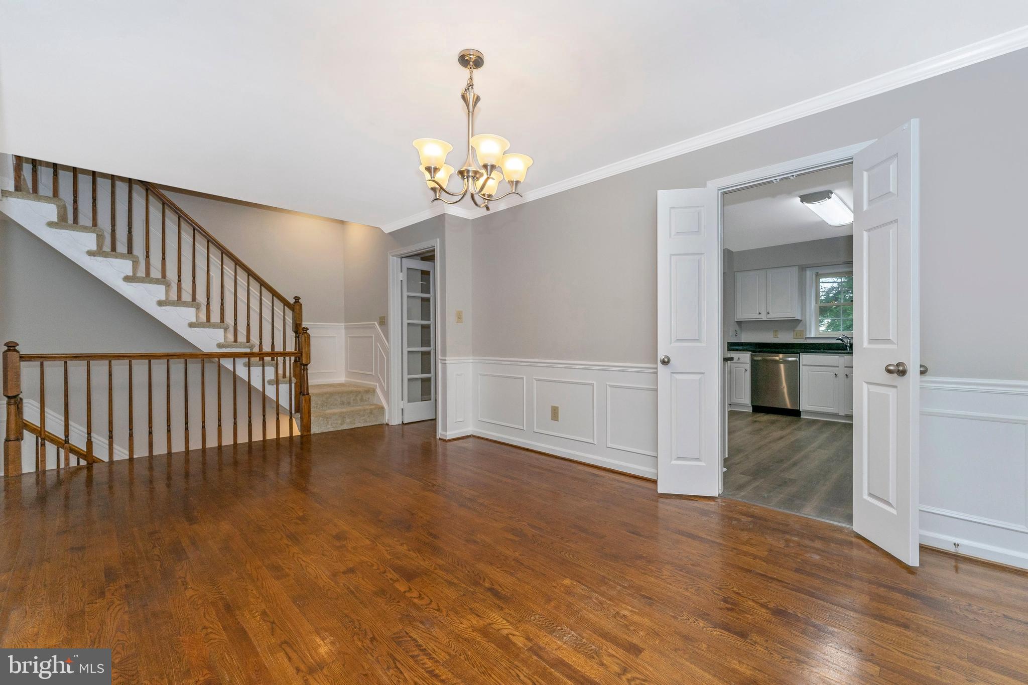 10925 Brewer House Road Rockville, MD 20852 - Photo 13 of 51