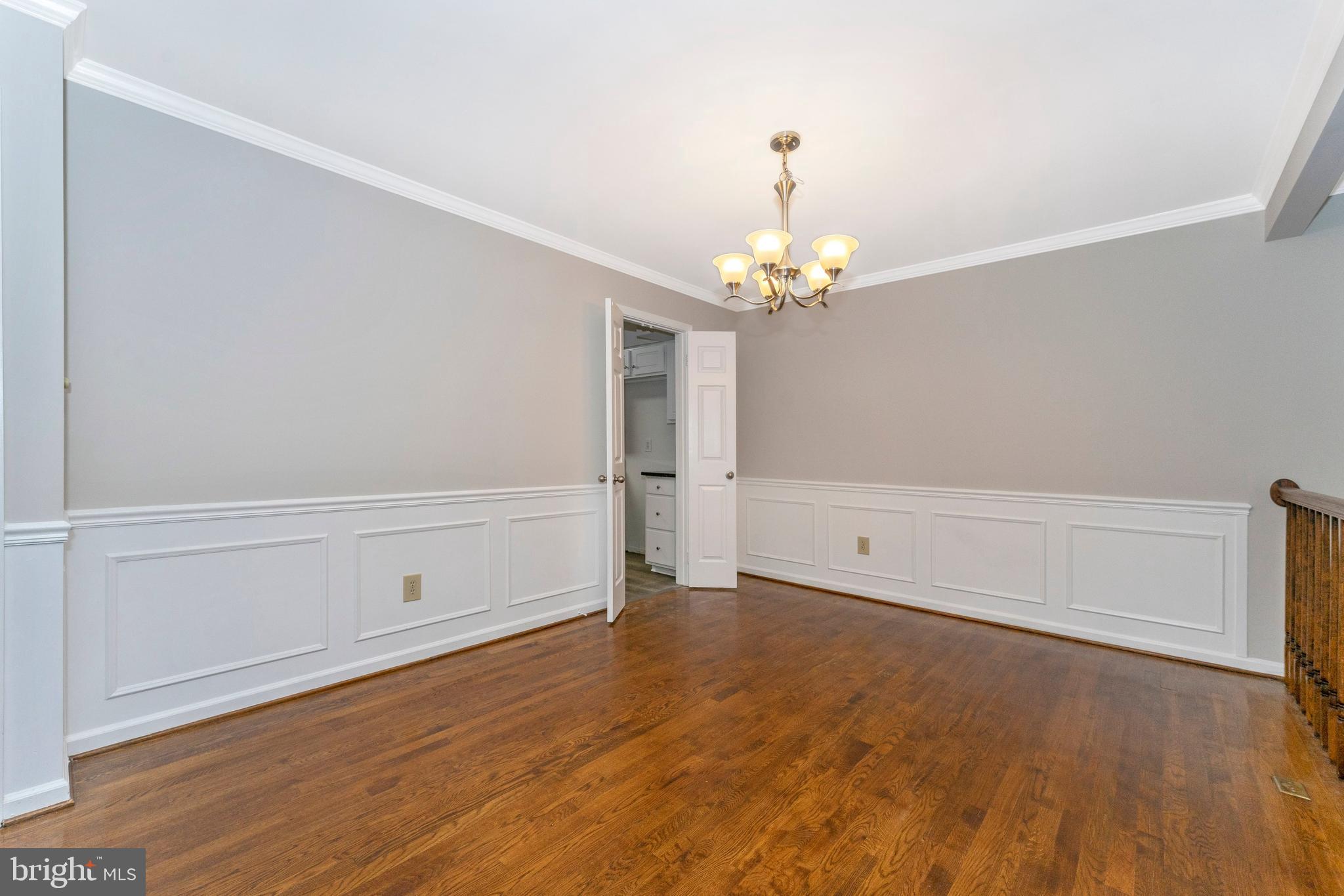 10925 Brewer House Road Rockville, MD 20852 - Photo 14 of 51