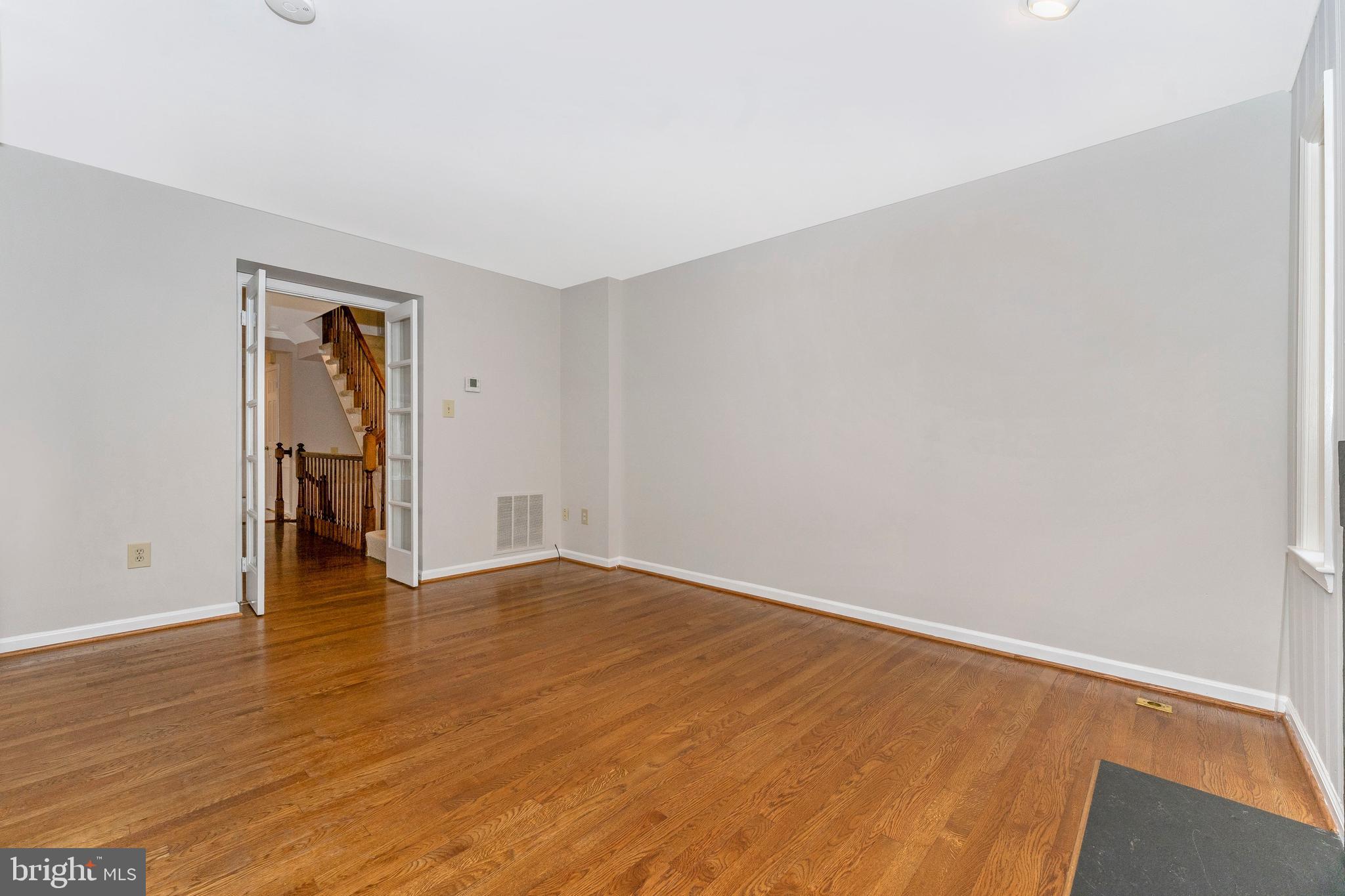 10925 Brewer House Road Rockville, MD 20852 - Photo 20 of 51