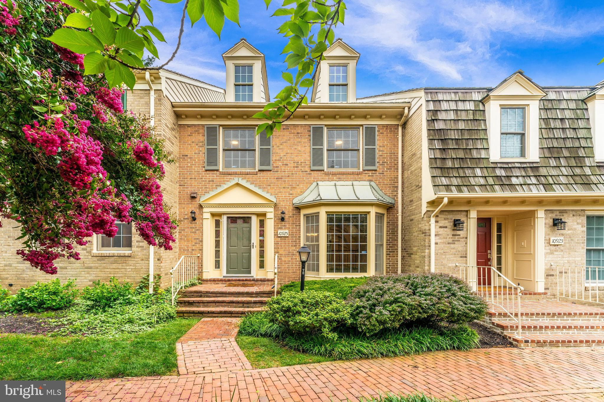 10925 Brewer House Road Rockville, MD 20852 - Photo 2 of 51