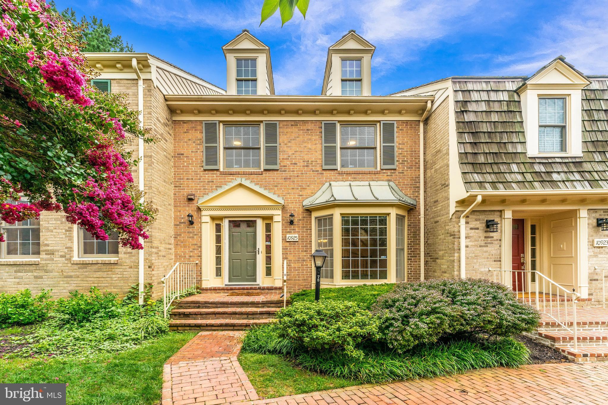 10925 Brewer House Road Rockville, MD 20852 - Photo 3 of 51