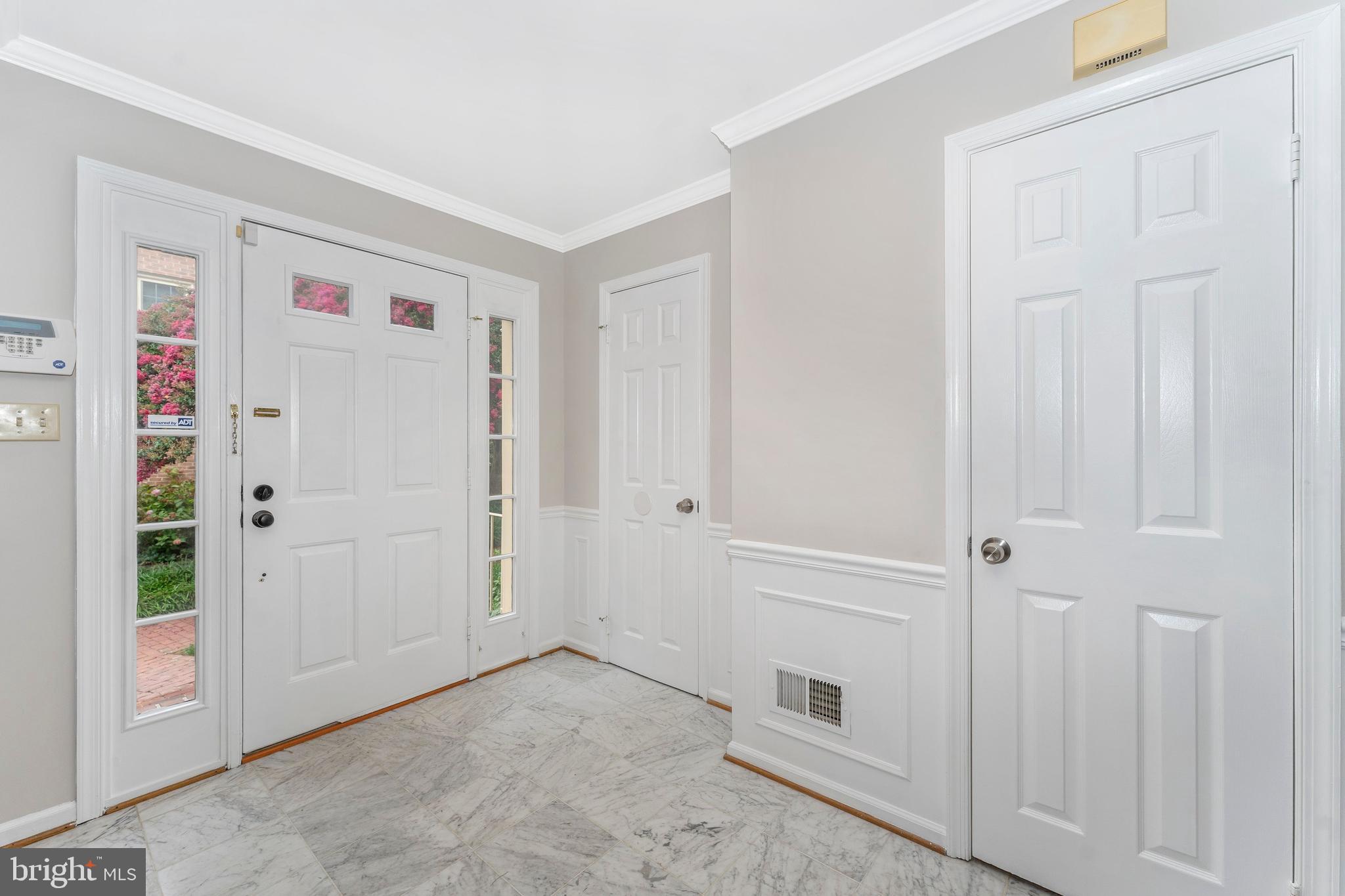 10925 Brewer House Road Rockville, MD 20852 - Photo 7 of 51