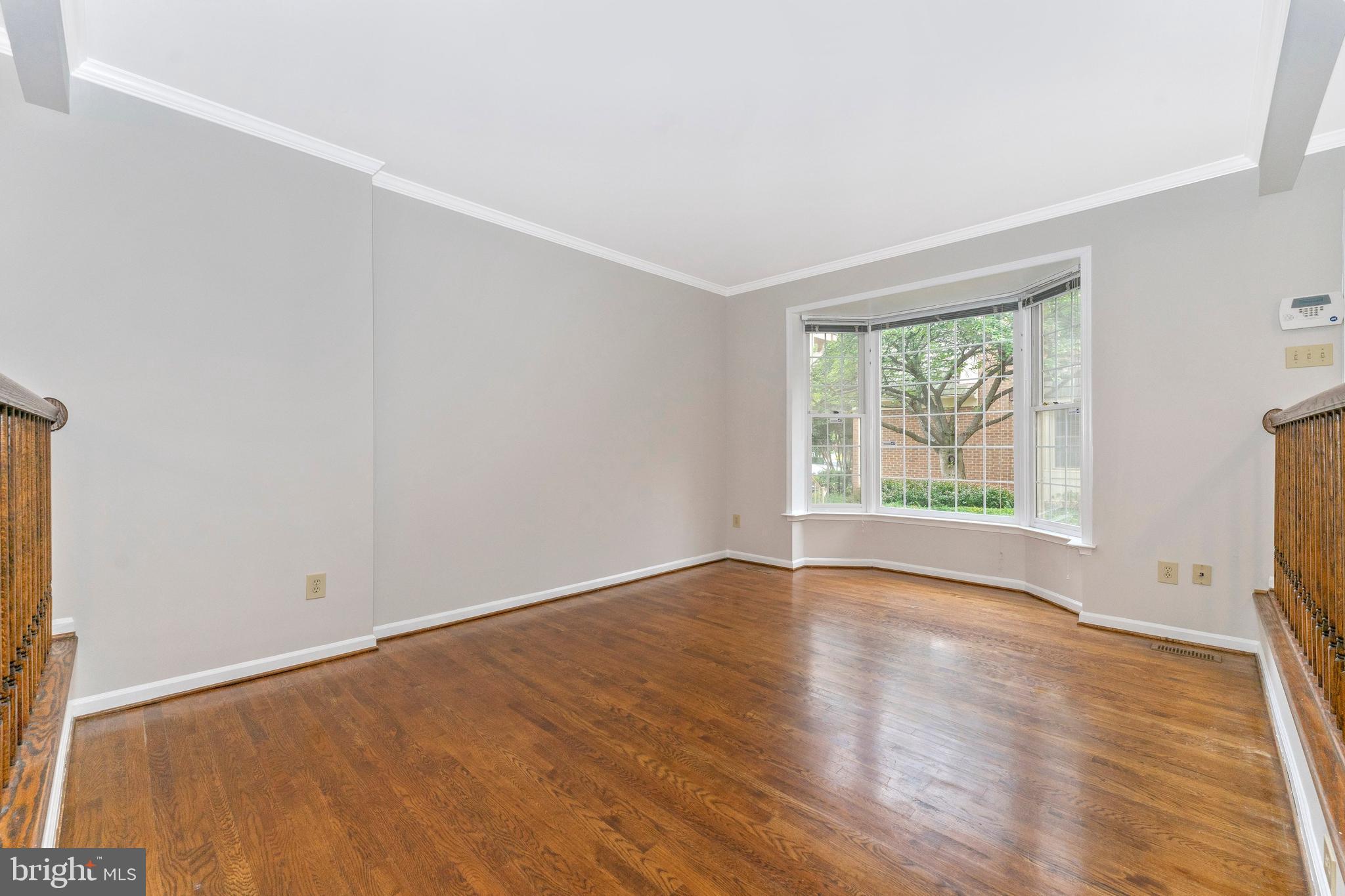 10925 Brewer House Road Rockville, MD 20852 - Photo 8 of 51