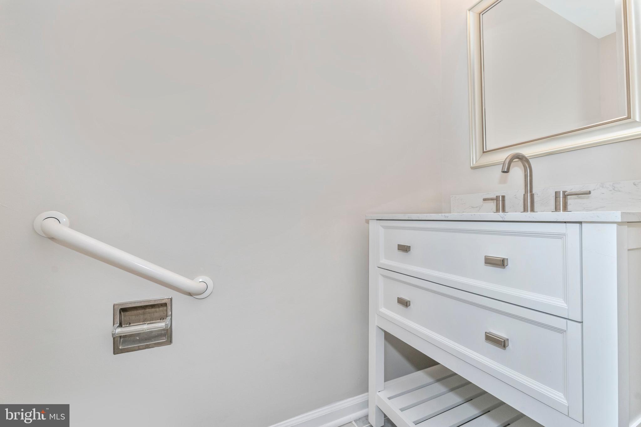10925 Brewer House Road Rockville, MD 20852 - Photo 10 of 51