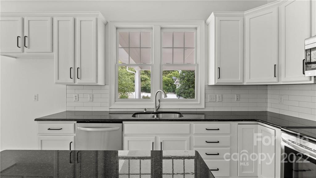 1744 Catherine Lothie Way, Unit 268 Fort Mill, SC 29708 - Photo 19 of 40 Gallery Image 19