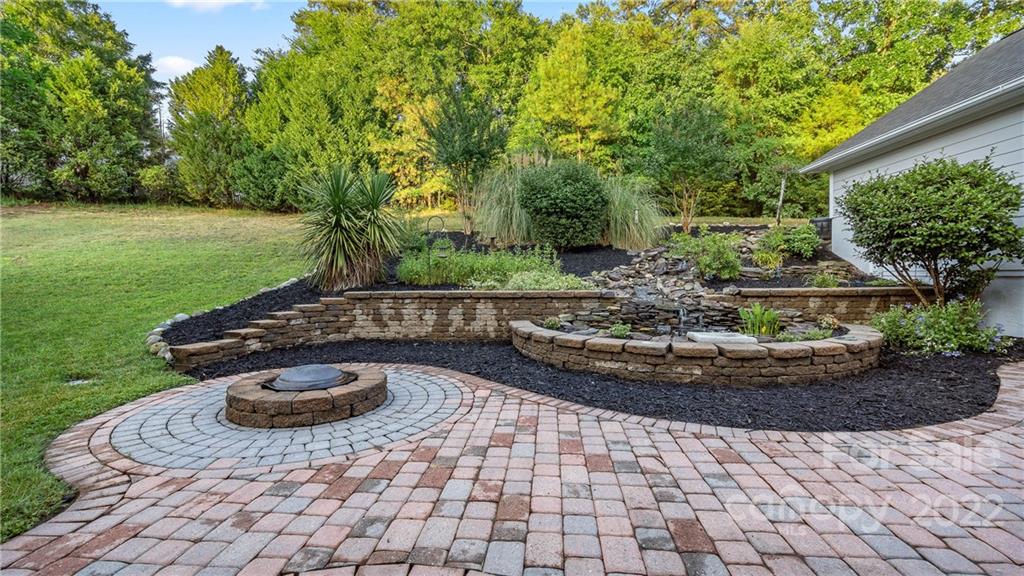 1744 Catherine Lothie Way, Unit 268 Fort Mill, SC 29708 - Photo 8 of 40 Gallery Image 8