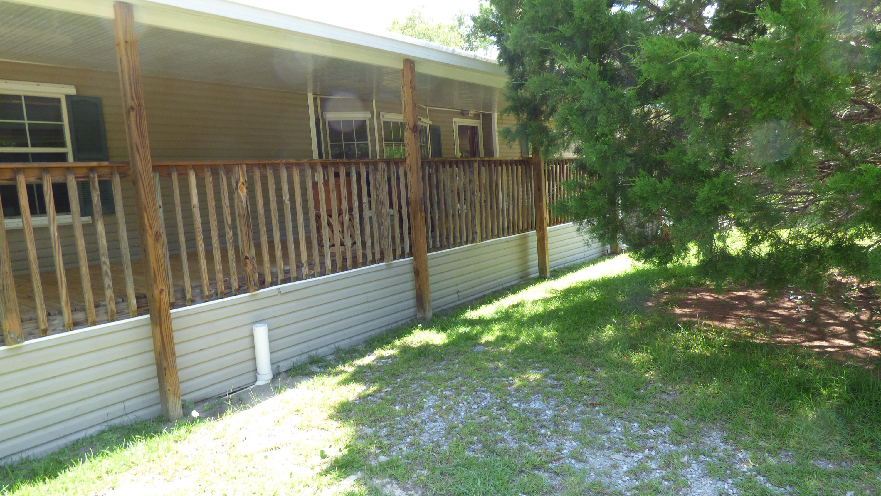 143 Anchor Road Freeport, FL 32439 - Photo 2 of 32 Gallery Image 2
