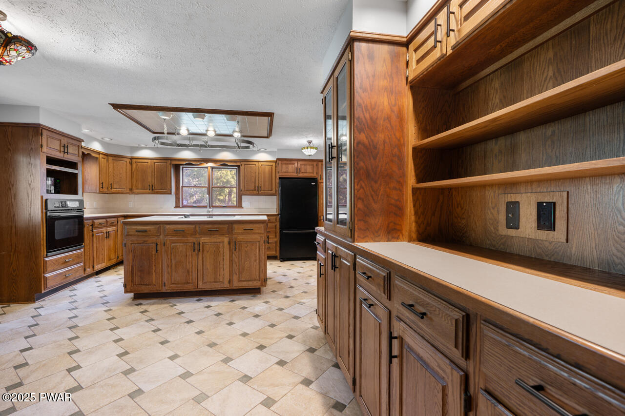 237 Woodtown Road Shohola, PA 18458 - Photo 12 of 56