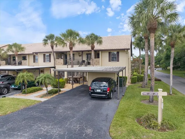 $199,990 | 335 3 Lakes Lane, Unit B, Venice, FL 34285