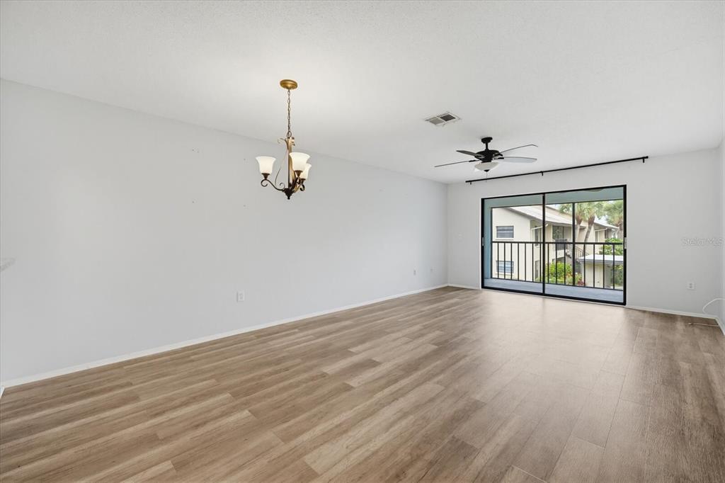 335 3 Lakes Lane, Unit B Venice, FL 34285 - Photo 13 of 38
