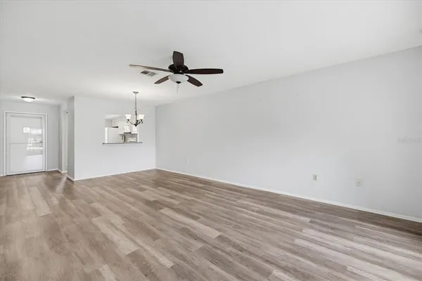 $199,990 | 335 3 Lakes Lane, Unit B, Venice, FL 34285
