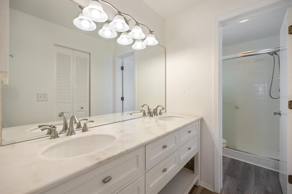 335 3 Lakes Lane, Unit B Venice, FL 34285 - Photo 22 of 38