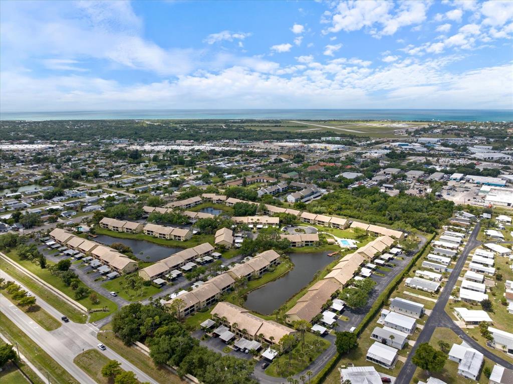 335 3 Lakes Lane, Unit B Venice, FL 34285 - Photo 34 of 38
