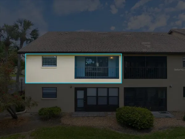 $199,990 | 335 3 Lakes Lane, Unit B, Venice, FL 34285