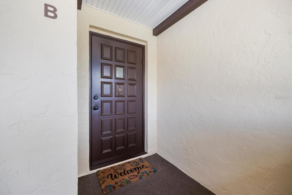 335 3 Lakes Lane, Unit B Venice, FL 34285 - Photo 4 of 38