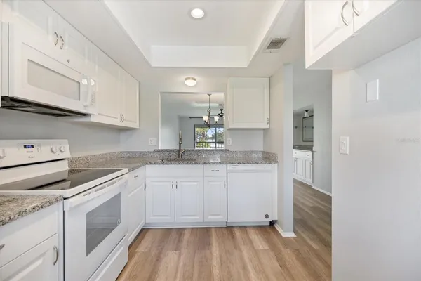 $199,990 | 335 3 Lakes Lane, Unit B, Venice, FL 34285