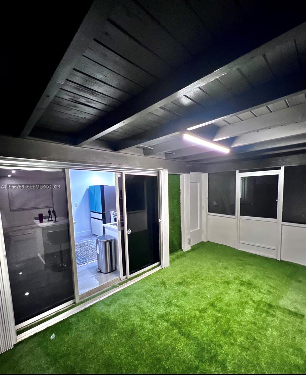 2502 Northwest 48th Street Tamarac, FL 33309 - Photo 8 of 20