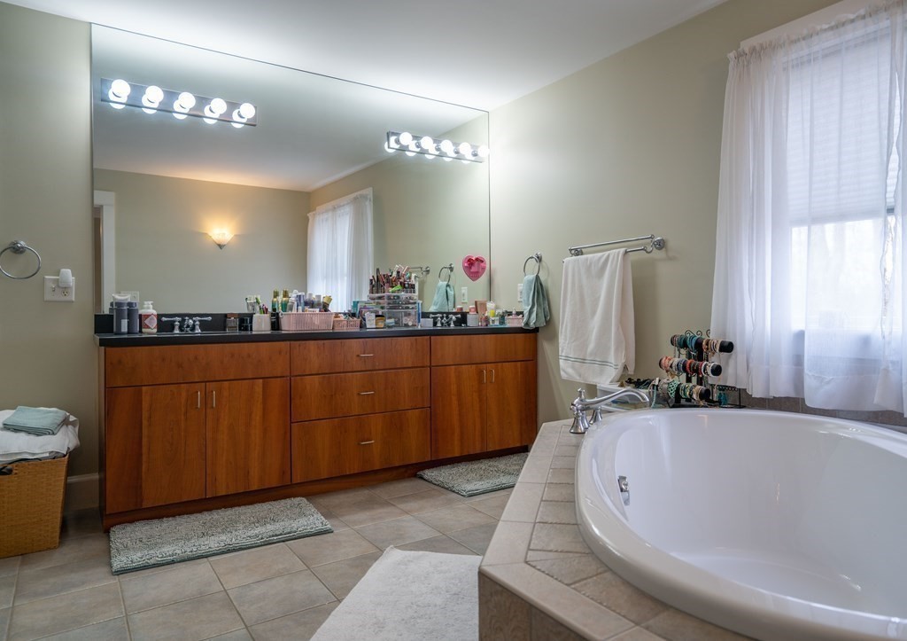 56 Hop Brook Road Amherst, MA 01002 - Photo 33 of 42 Gallery Image 33