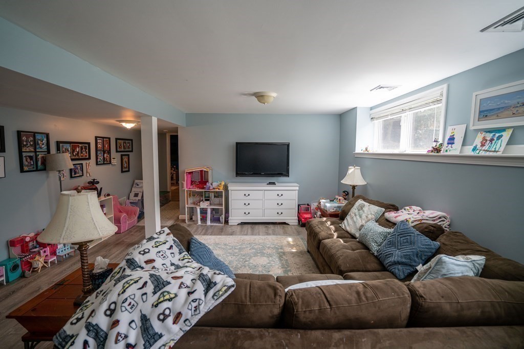 56 Hop Brook Road Amherst, MA 01002 - Photo 39 of 42 Gallery Image 39