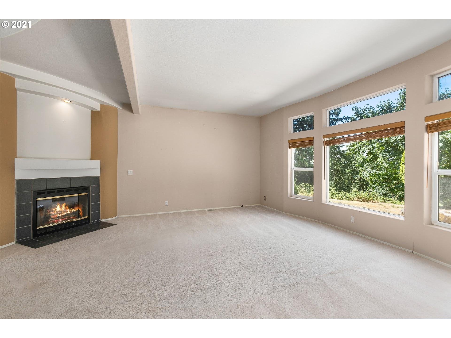 16600 South Kraeft Road Oregon City, OR 97045 - Photo 11 of 32 Gallery Image 11
